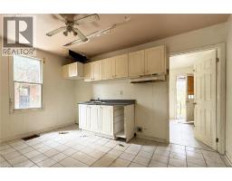 258-260 EMERSON Street - 17