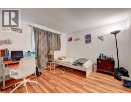 53 HELENE Crescent - 18