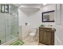 53 HELENE Crescent - 28