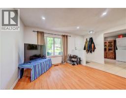 53 HELENE Crescent - 9