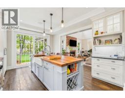8 WOODWARD Avenue - 17