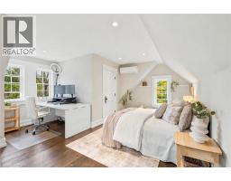8 WOODWARD Avenue - 26