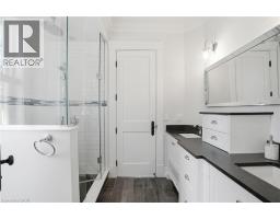 8 WOODWARD Avenue - 32