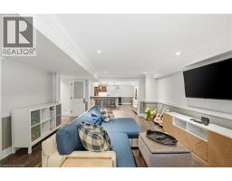 8 WOODWARD Avenue - 36