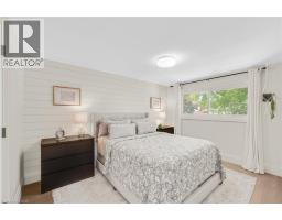 377 DUNCOMBE Drive - 16