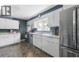 23 BAIRD Street - 12