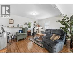 23 BAIRD Street - 9