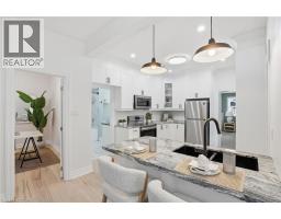118 VICTORIA Street - 9