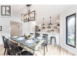 175 BLUEBELL Crescent - 13