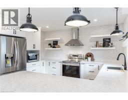 175 BLUEBELL Crescent - 14