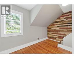199 WINSTANLEY Street - 36