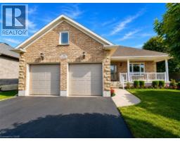 39 ROSS Avenue N - 2