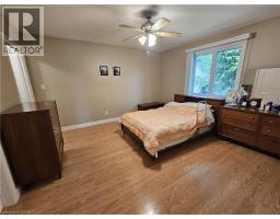 39 ROSS Avenue N - 29