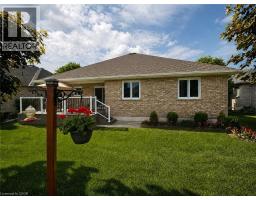 39 ROSS Avenue N - 38