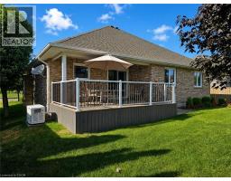 39 ROSS Avenue N - 4