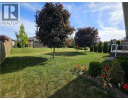 39 ROSS Avenue N - 41