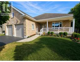 39 ROSS Avenue N - 43