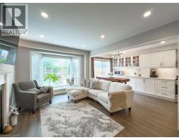 93 TOWNLEY Crescent - 11