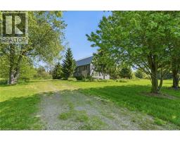 2069 LAKESHORE Road - 19