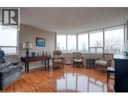 3227 KING Street E UnitNo. 609 - 10