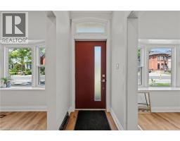192 VICTORIA Avenue N - 2