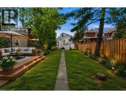 192 VICTORIA Avenue N - 24