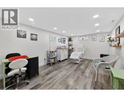 78 LYNDALE Crescent - 26