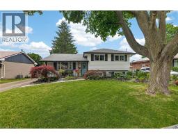 78 LYNDALE Crescent - 3