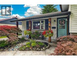 78 LYNDALE Crescent - 6