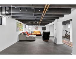 22 CONNAUGHT Avenue S - 39