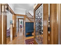 22 CONNAUGHT Avenue S - 4