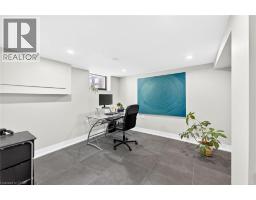 22 CONNAUGHT Avenue S - 46