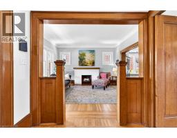 22 CONNAUGHT Avenue S - 8