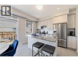 8 PINNACLE Court - 13