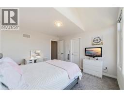 8 PINNACLE Court - 23
