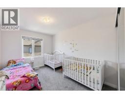 8 PINNACLE Court - 26