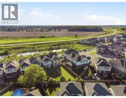 8 PINNACLE Court - 35