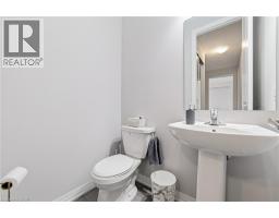 8 PINNACLE Court - 8