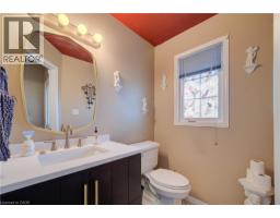 699 COMMONWEALTH Crescent - 17