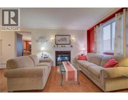 699 COMMONWEALTH Crescent - 4