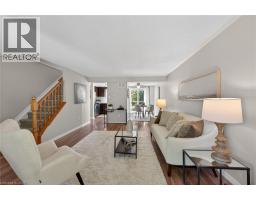 925 ELGIN Street N - 7