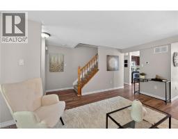 925 ELGIN Street N - 9