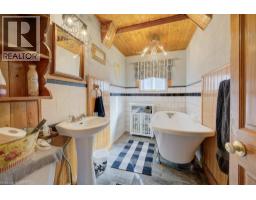 458 UPPER WENTWORTH Street - 11