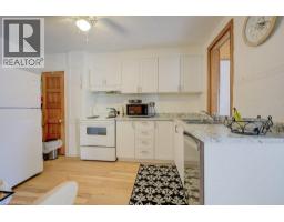 458 UPPER WENTWORTH Street - 14
