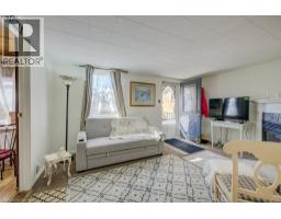 458 UPPER WENTWORTH Street - 17
