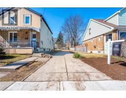 153 STRATHCONA Avenue N - 2