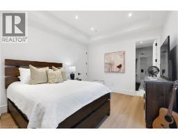 65 EDGECROFT Road - 26
