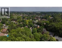152 MCCALL Crescent - 9
