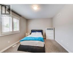 11 AITKEN Court - 32