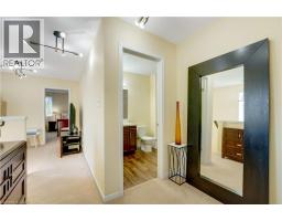 538 BEAUMONT Crescent - 34